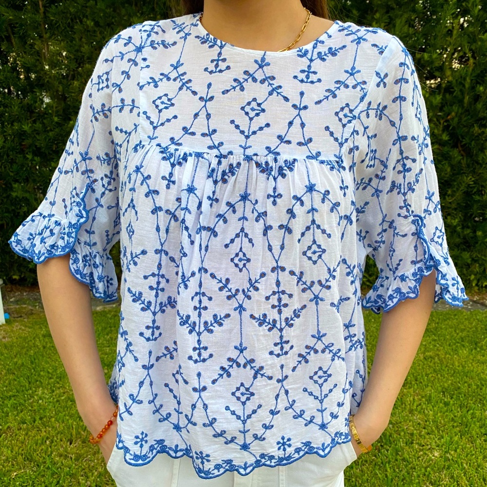 Zara Trafaluc Collection bell sleeve embroidered top Size XS